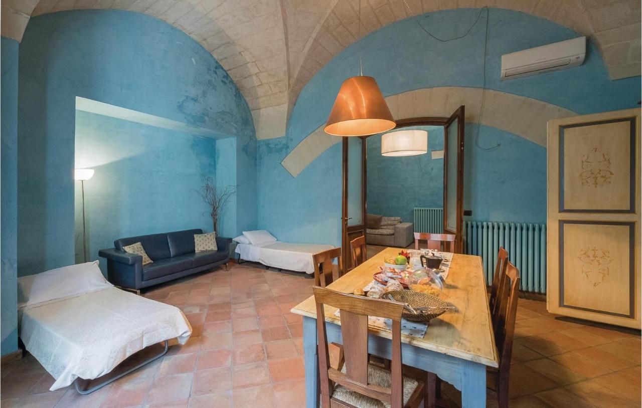 1 Bedroom Awesome Apartment In Lecce Le Exterior photo